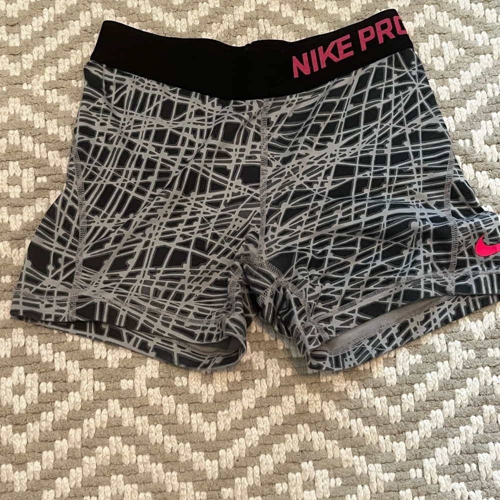 Nike Pro CM